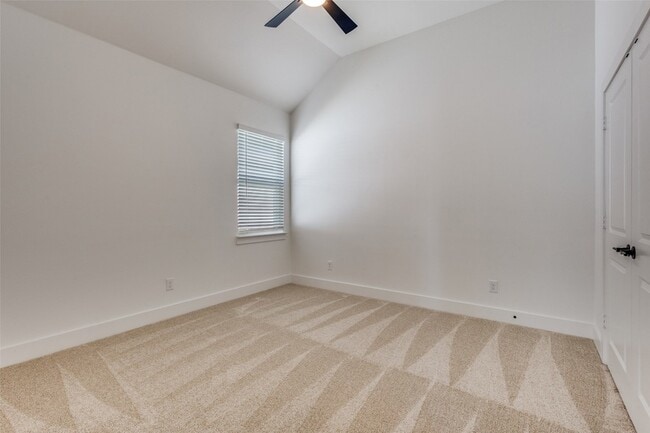 Building Photo - 3308 Lakestriker Rd