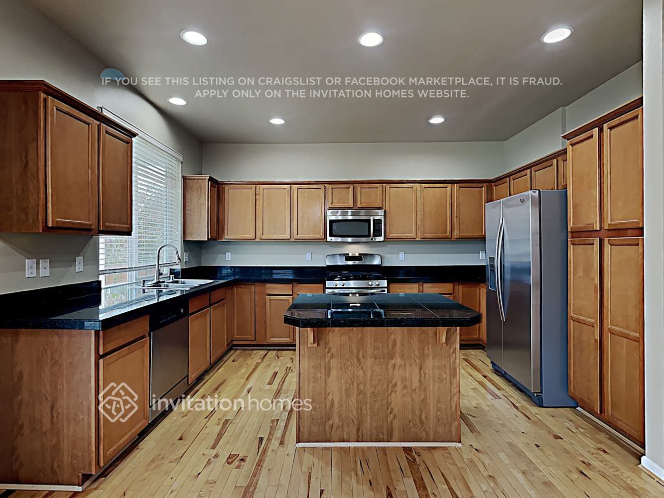 Building Photo - 2705 86th Dr NE