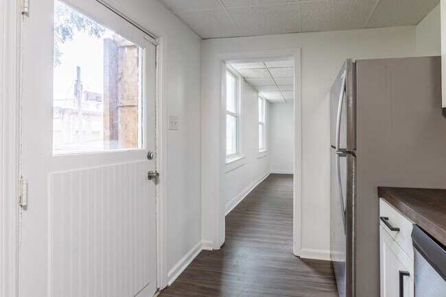 Building Photo - 1126 Arlington Ave