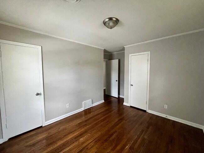 Building Photo - 1773 Dearing Rd
