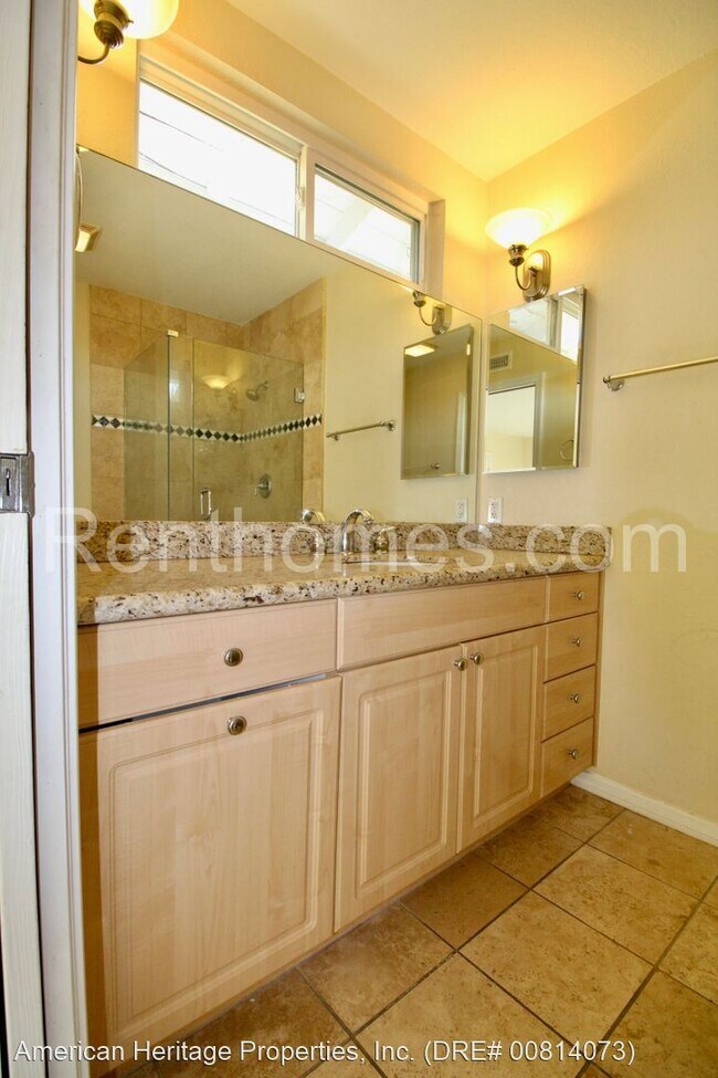 Building Photo - 4 br, 2 bath House - 3915 Broadlawn Street
