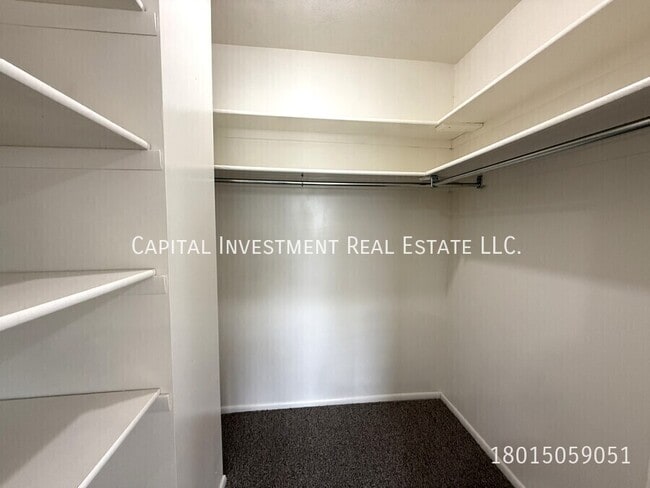 Building Photo - 2342 S 600 E