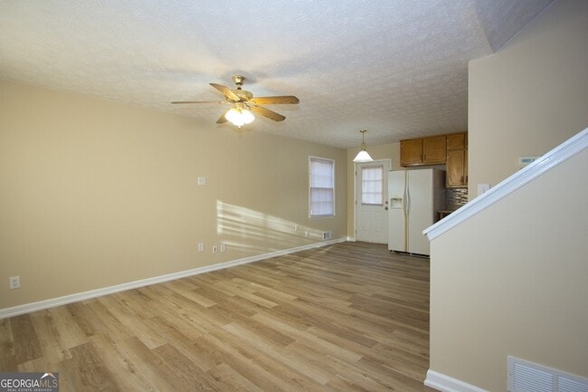 Building Photo - 4656 Bristol Dr SE