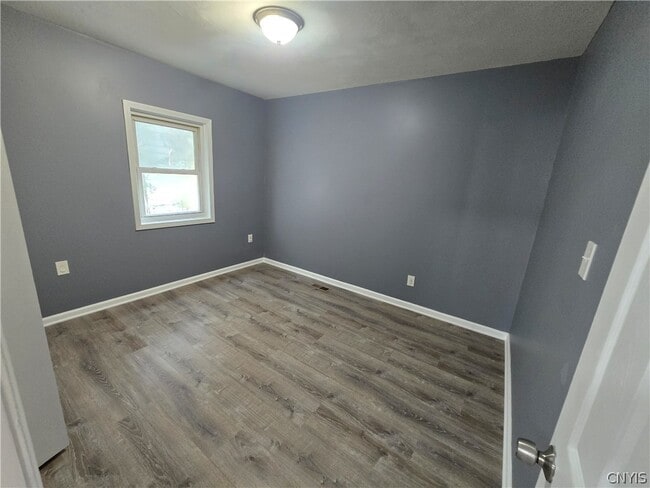 Building Photo - 2802 Lemoyne Ave