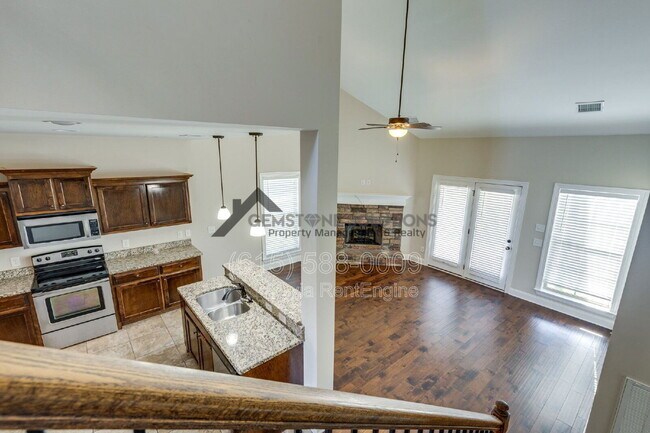 Building Photo - 1634 Earl Ct