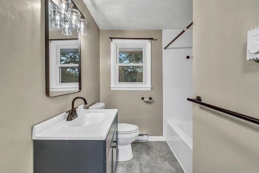 Bathroom - 375 Bridgton Rd