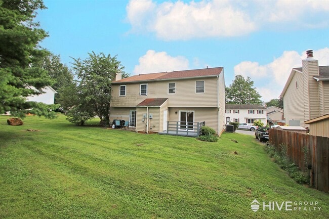 Building Photo - 412 Northfield Ct