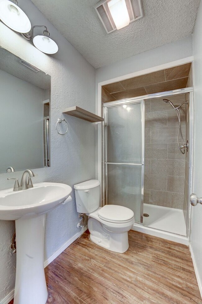 Primary Photo - Charming Updated 3-Bedroom Home in South B...