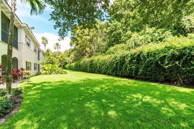 Building Photo - 307 Chambord Terrace