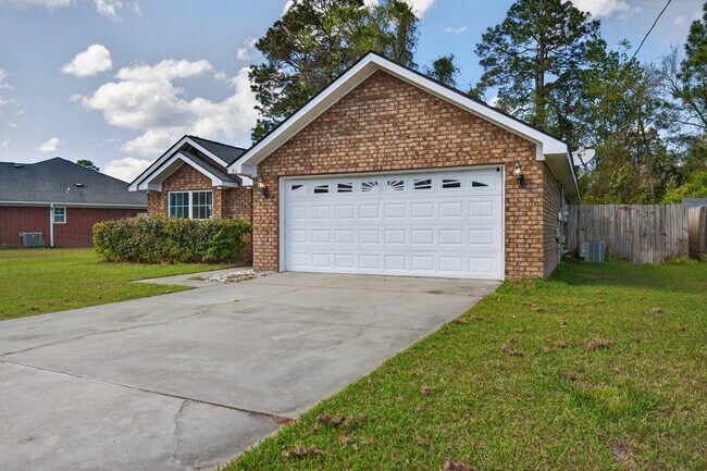 Building Photo - 31 Idus Ln
