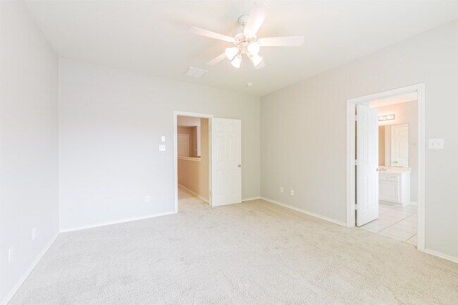 Building Photo - 6326 Veranda Green Trail