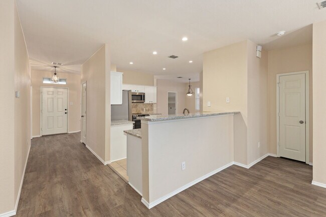 Building Photo - 3905 Hawkins Dr