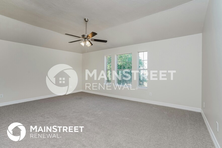 Building Photo - 12215 Bowsman Dr