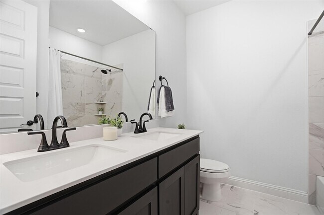 Building Photo - 513 Fieldstone Ln