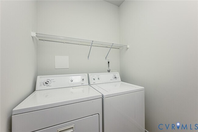 Building Photo - 7301 Norwood Pond Pl