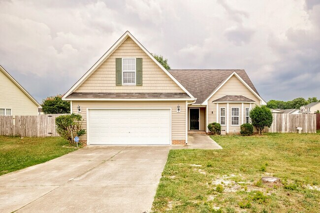 Primary Photo - 318 Tennessee Walker Dr