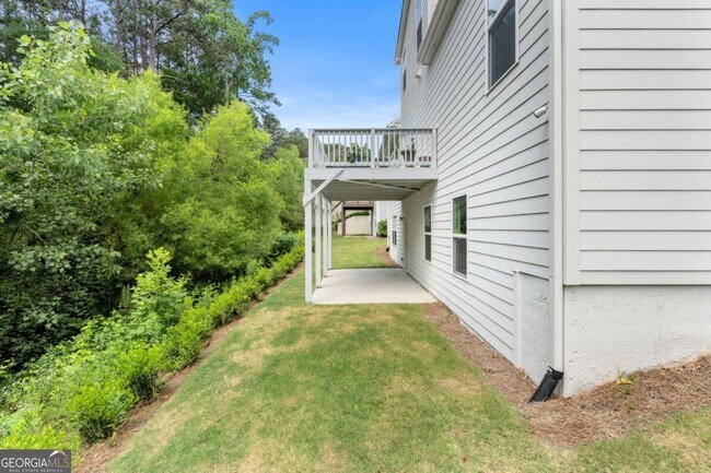 Building Photo - 96 Fairway Dr