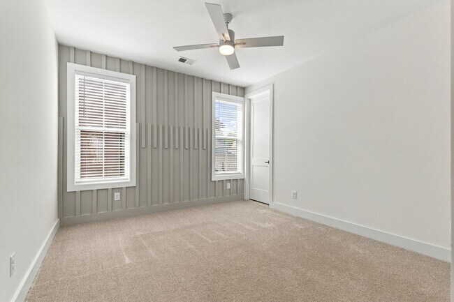 Building Photo - 5009 Owenruth Dr