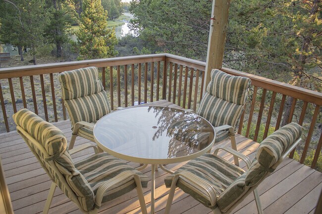 Building Photo - Furnished Seasonal Rental Through May 31, 2026