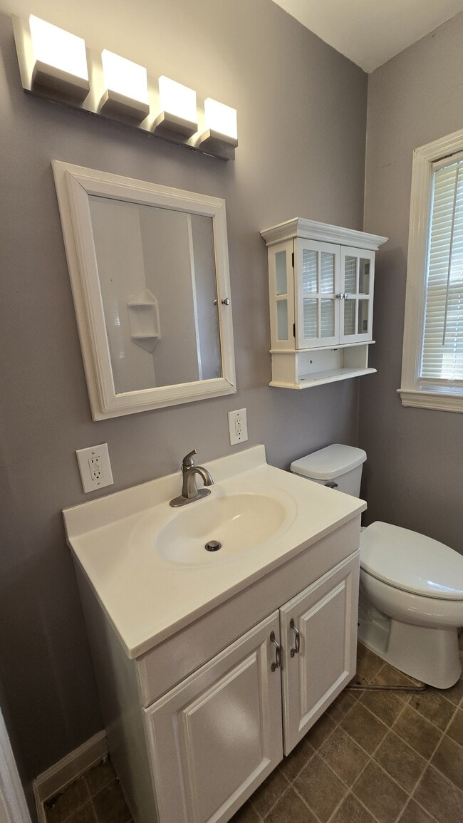 Building Photo - 3109 Beecher Rd