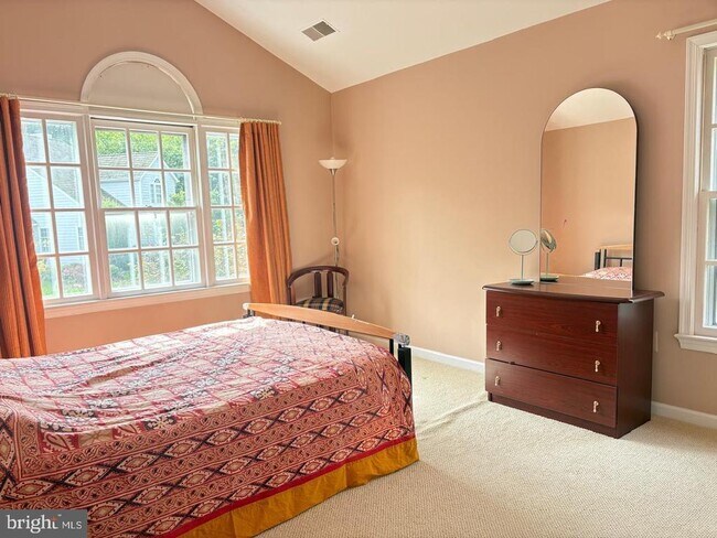 Building Photo - 1254 Lamplighter Way