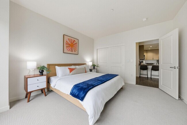 Building Photo - 555 Mission Rock St