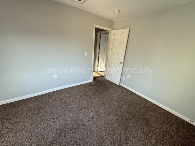 Building Photo - 1507 6th St