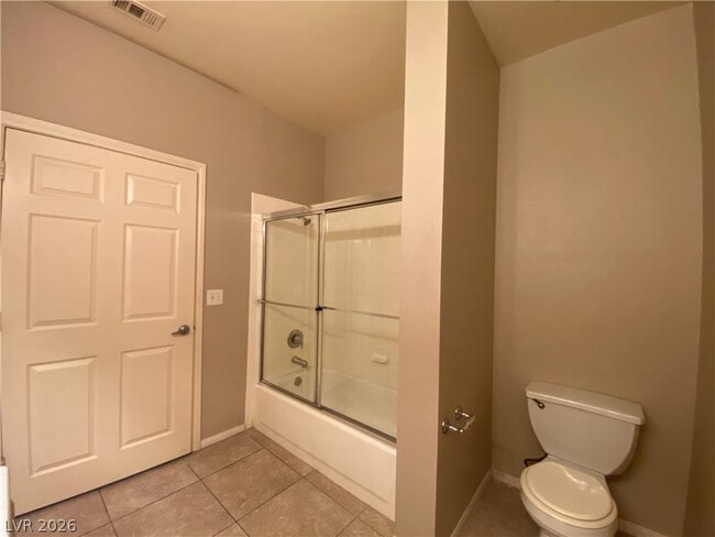 Building Photo - 5250 S Rainbow Blvd