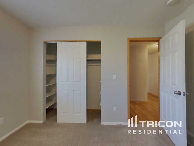 Building Photo - 1511 Stonewood Ct
