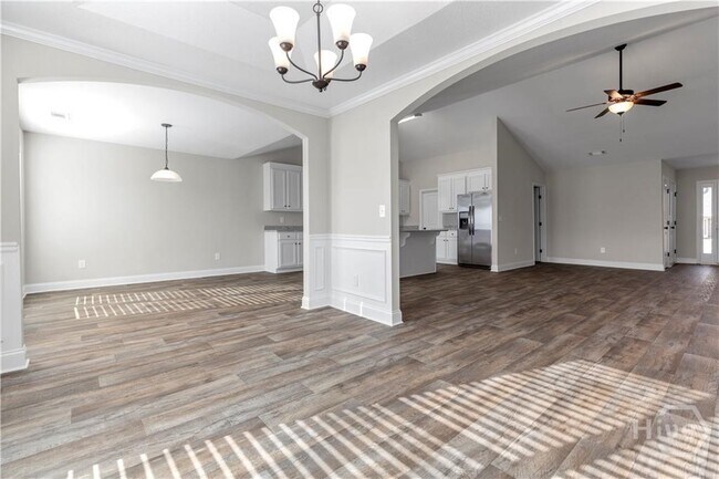 Building Photo - 2164 Savannah Dr