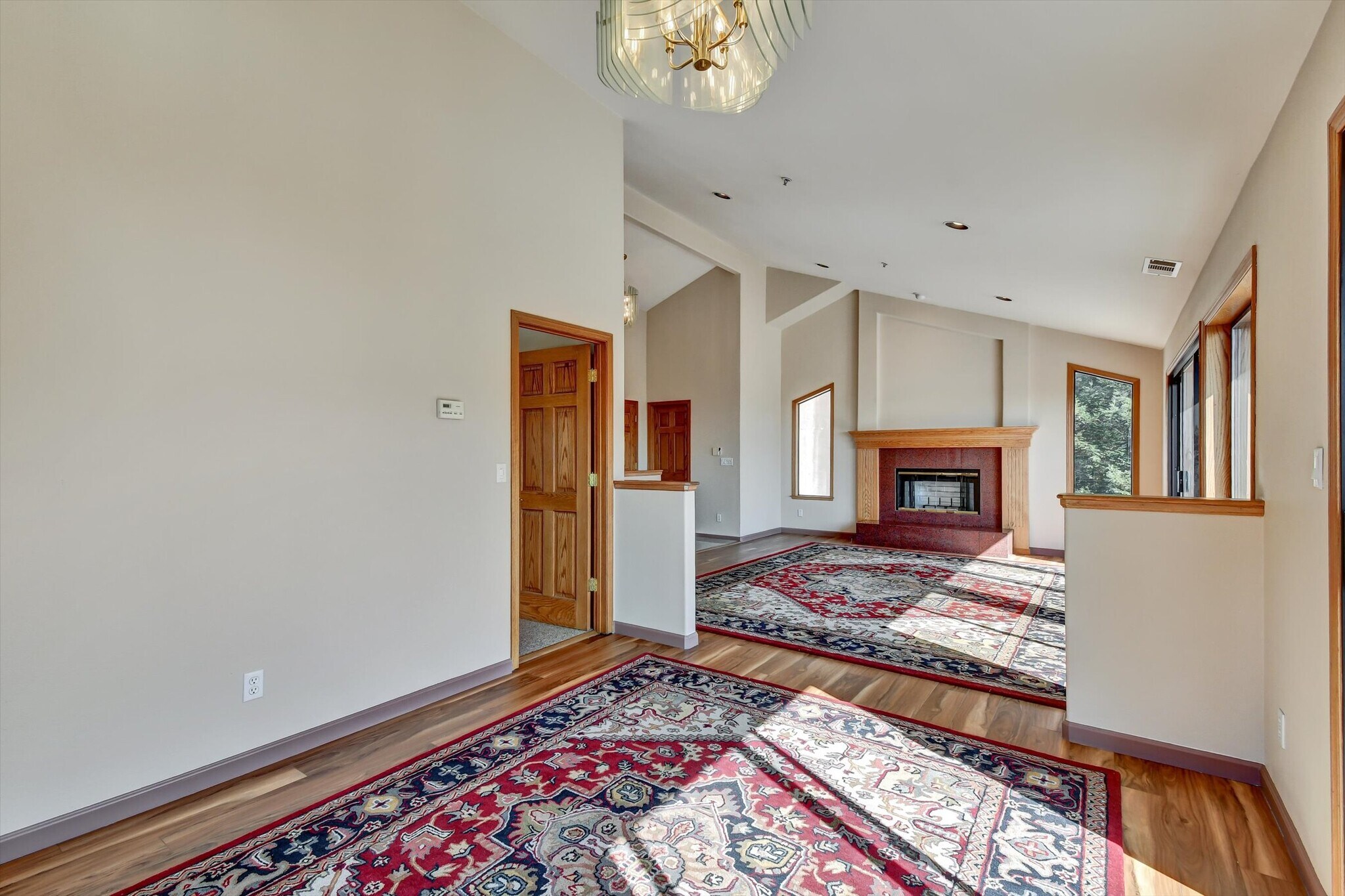 Building Photo - 616 Gravatt Dr