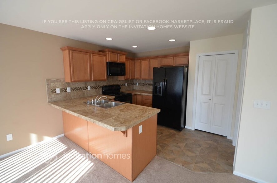 Building Photo - 3407 S 296th Pl