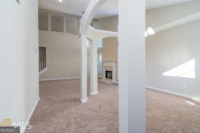 Building Photo - 145 Courtyard Dr