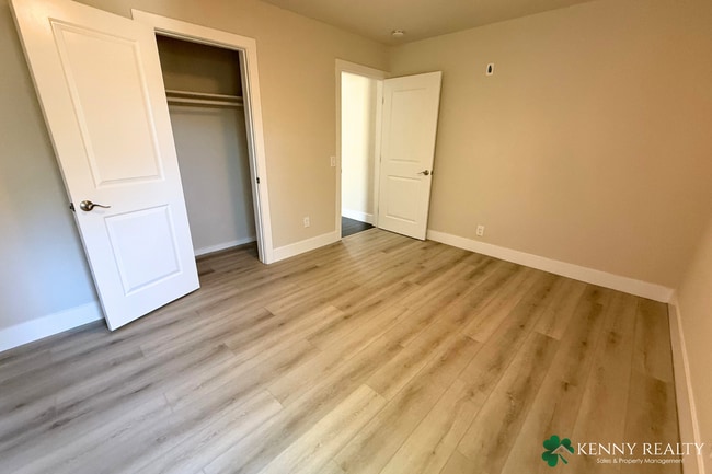 Building Photo - 3 Bedroom, 2 Bathroom (Main House + ADU) -...