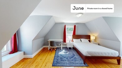 Building Photo - Room in Shared 7 bed/2 bath home in Allston