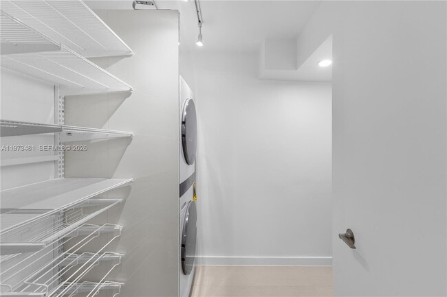 Building Photo - 101 Ocean Ln Dr