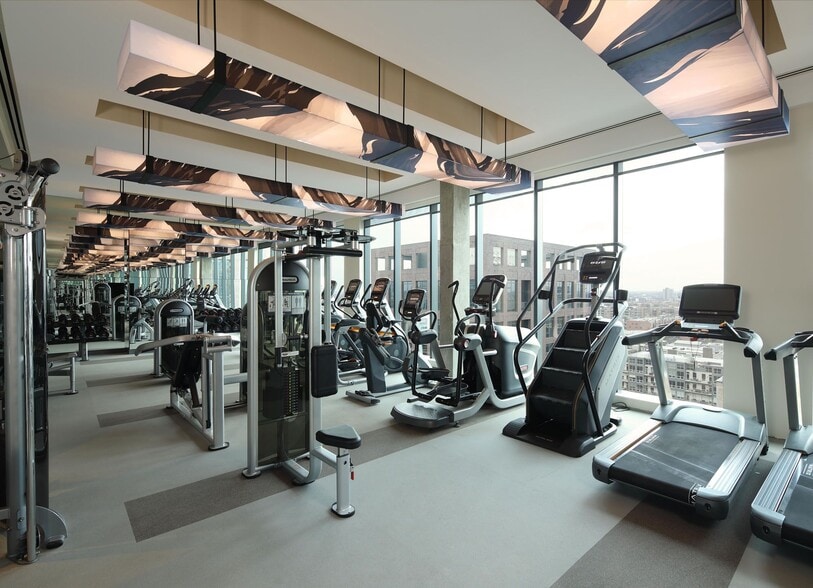 Building Photo - 944 W Madison St