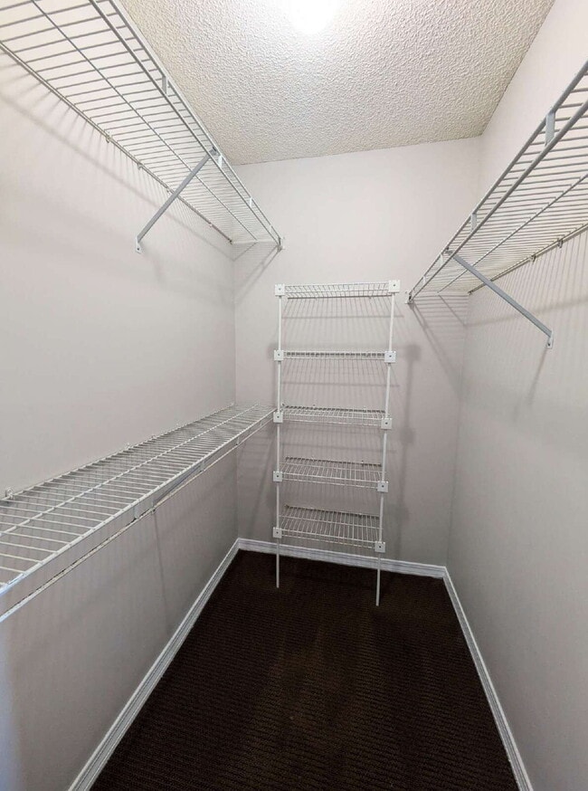 Building Photo - "$300 OFF MOVE-IN SPECIAL! Spacious 3-Bed, 2.5 Bath Townhouse Nestled in the Heart of East Arling...