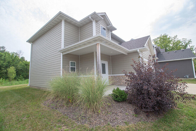 Building Photo - 2810 Amberwood court