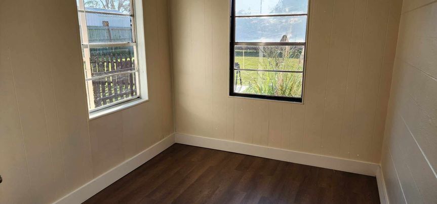 Building Photo - 123 Keystone Plz