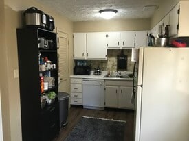 Building Photo - 507 Halia Crest