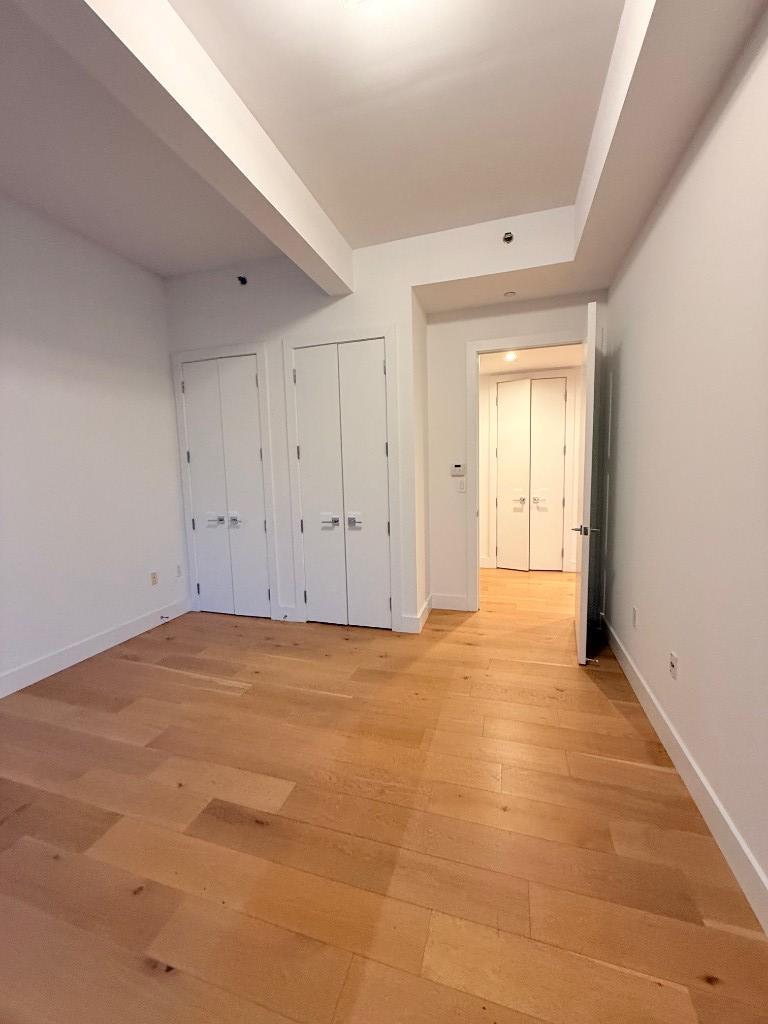 Building Photo - 49 Murray St