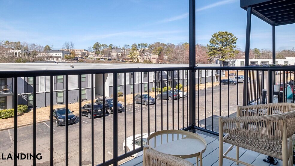 Building Photo - 3450 Manor Dr