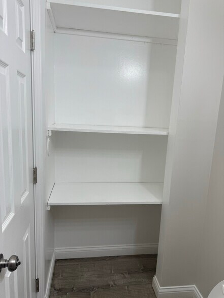 Building Photo - 13502 S Brandon Ave