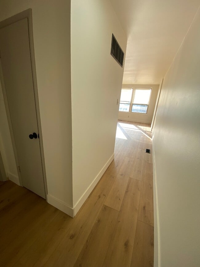 Building Photo - 3733G Morganford