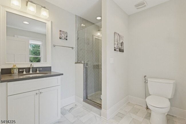 Building Photo - 61 Mechanic St