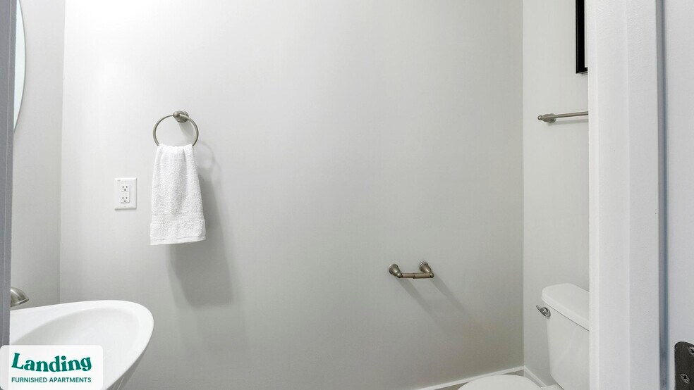 Building Photo - 1060 Orangeburg Rd