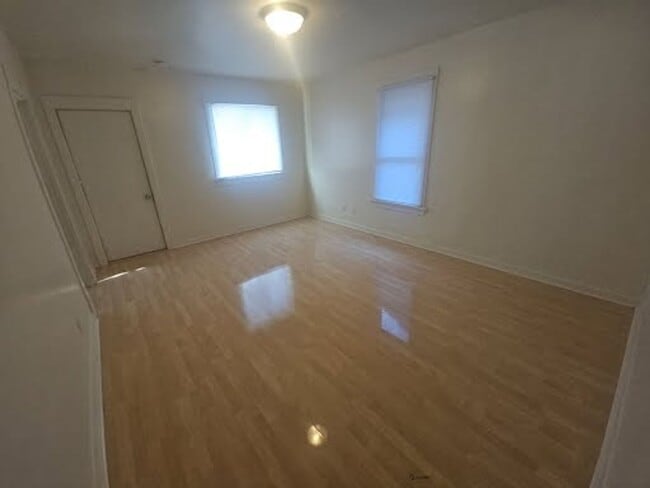 Building Photo - 2749 N 34th St