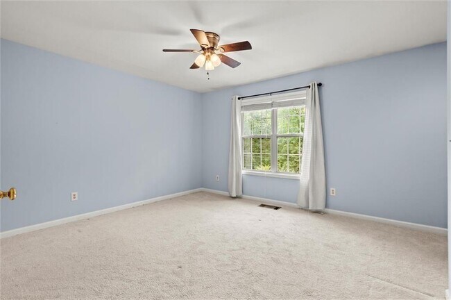 Building Photo - 164 Oxbo Rd