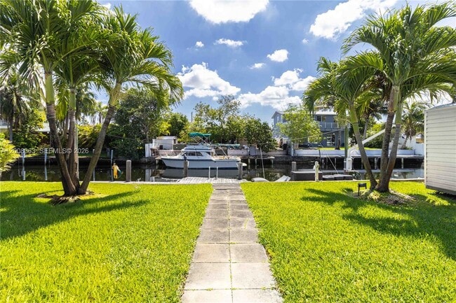 Building Photo - 4530 SW 34th Dr